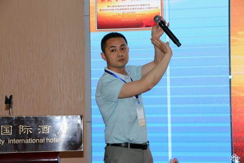張劍鋒受邀參加第七屆全國名老中醫臨床技術高峰論壇